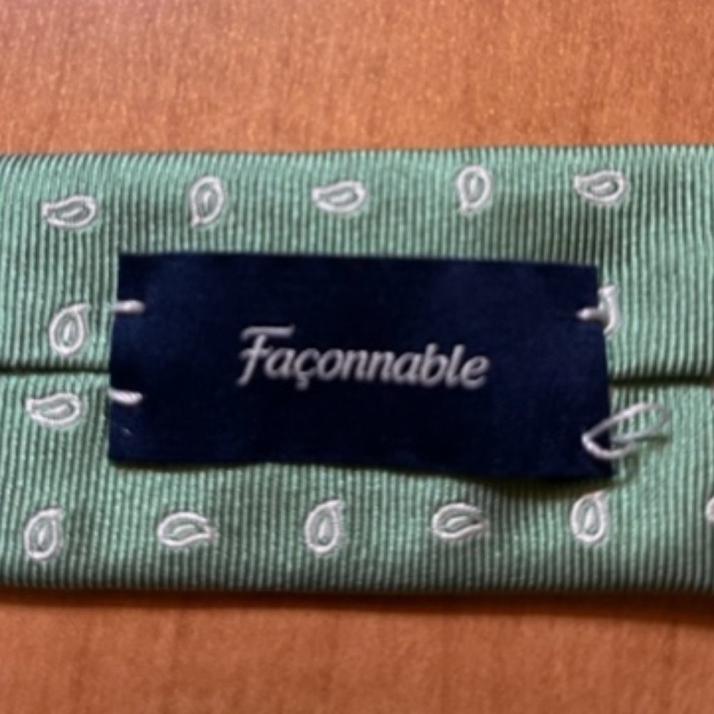 Faconnable silk tie in perfect condition